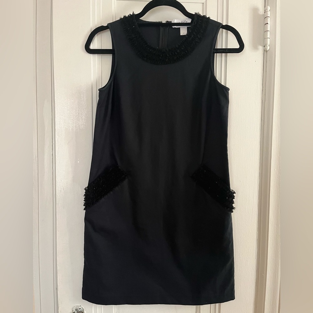 Elegant Black Sleeveless Dress